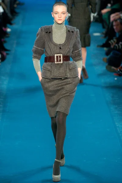 Look 4